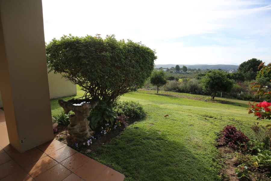 2 Bedroom Property for Sale in Goose Valley Western Cape